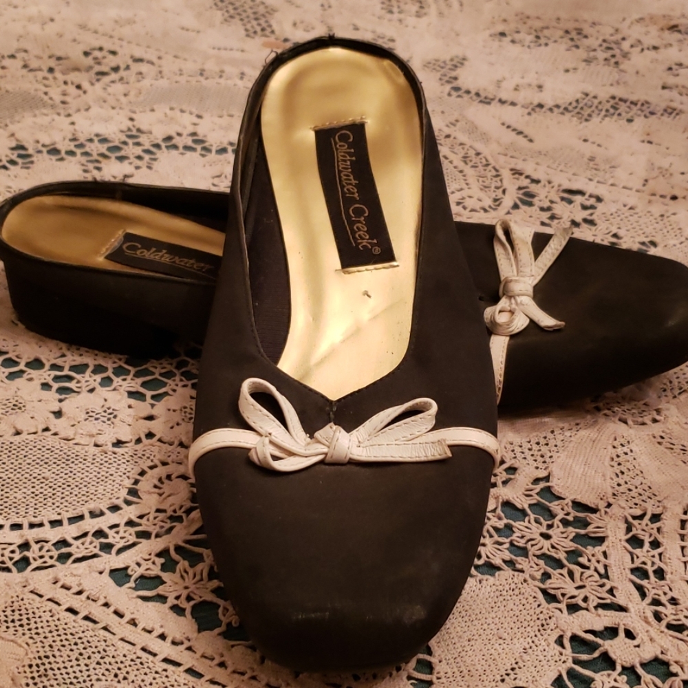 Black flats